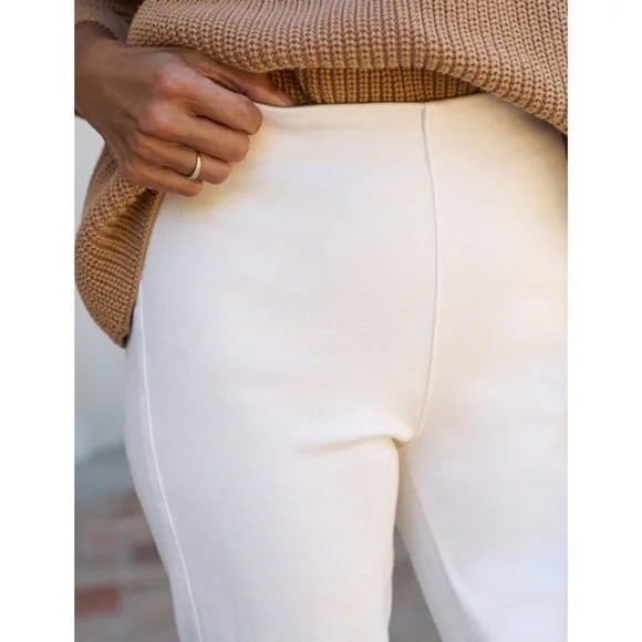 Frank & Eileen Derry Illusion Pull-On Jean Cream 31 - Picture 3 of 7